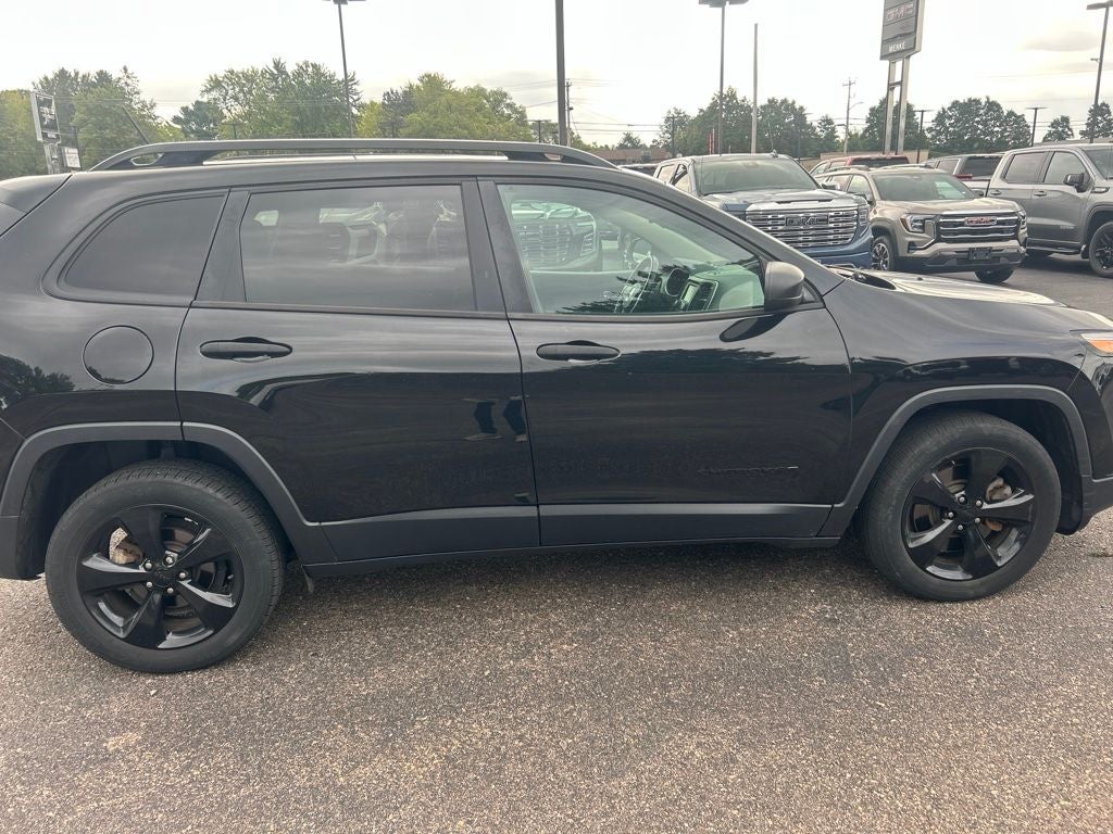 2017 Jeep Cherokee Sport