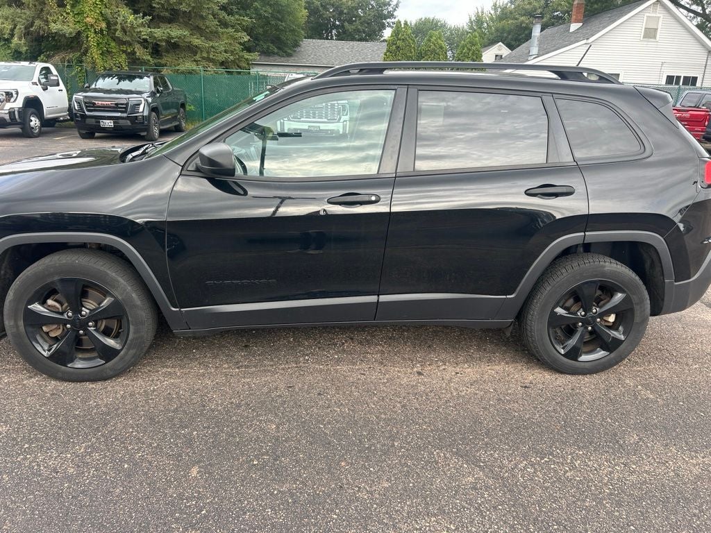 2017 Jeep Cherokee Sport
