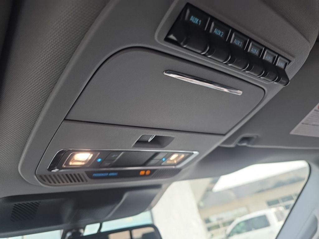2023 Ford F-350SD Lariat