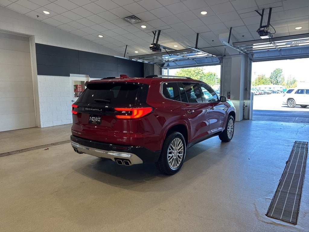 2024 GMC Acadia Denali