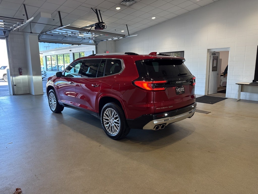 2024 GMC Acadia Denali