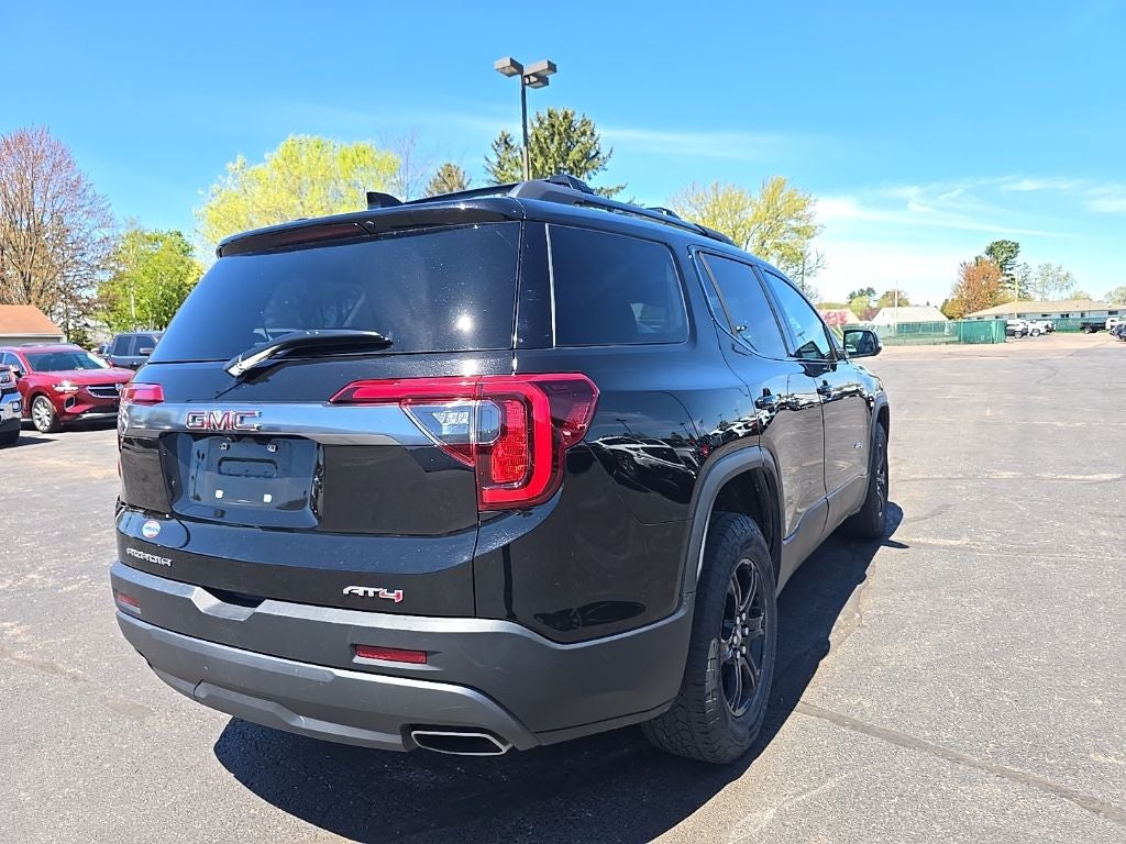 2023 GMC Acadia AT4