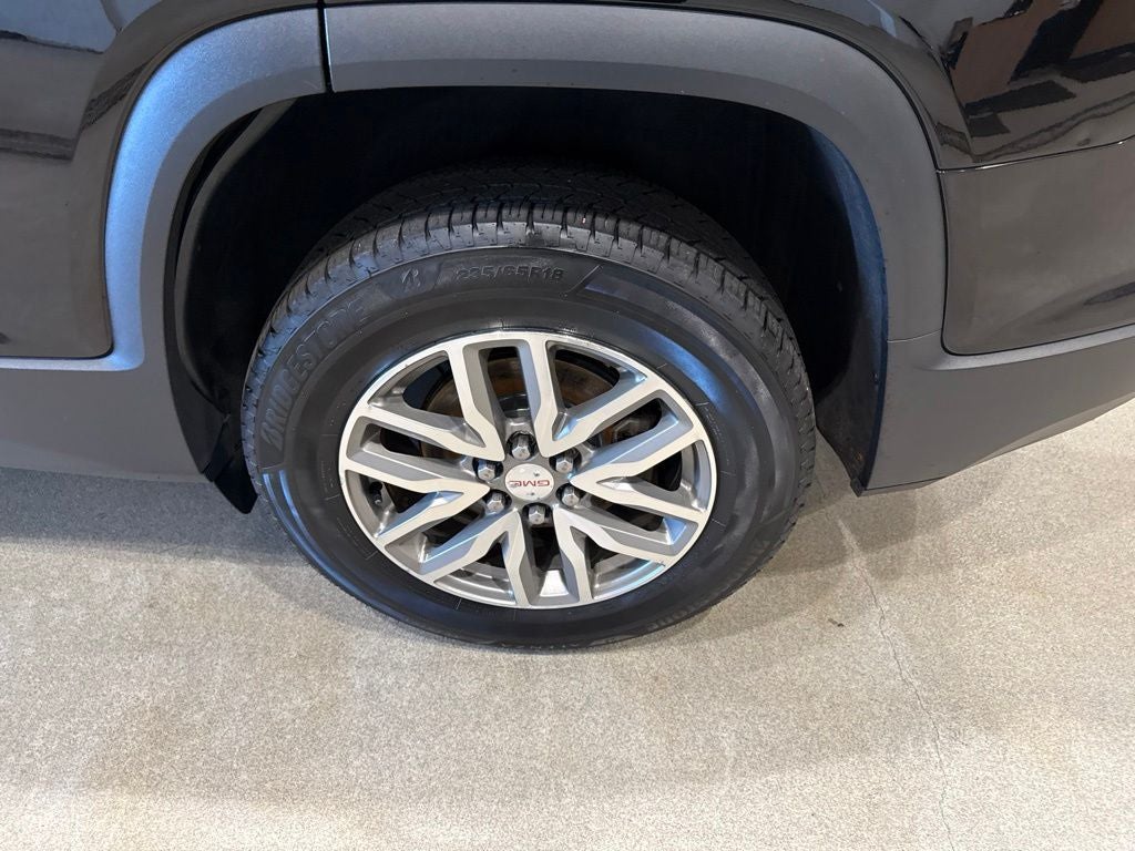 2017 GMC Acadia SLE-2