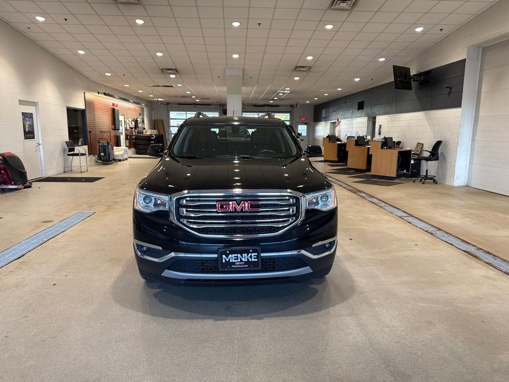 2017 GMC Acadia SLE-2