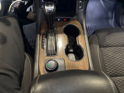2017 GMC Acadia SLE-2