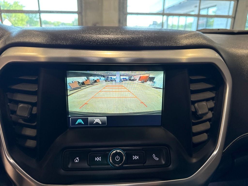 2017 GMC Acadia SLE-2