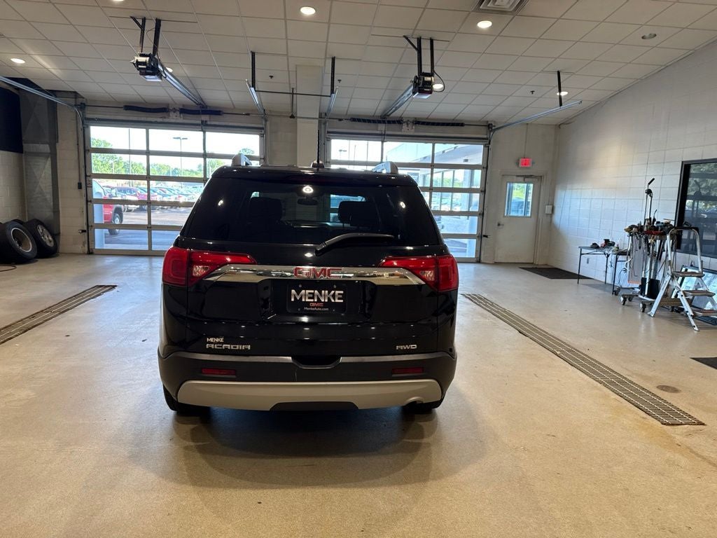 2017 GMC Acadia SLE-2