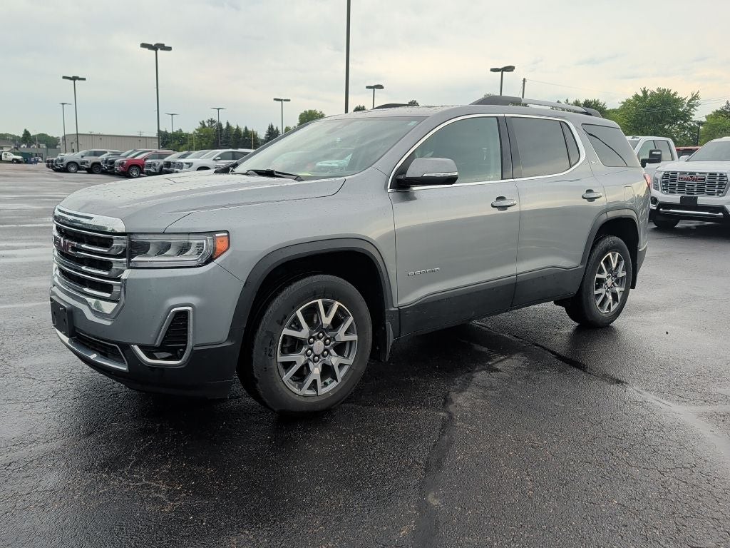 2023 GMC Acadia SLT