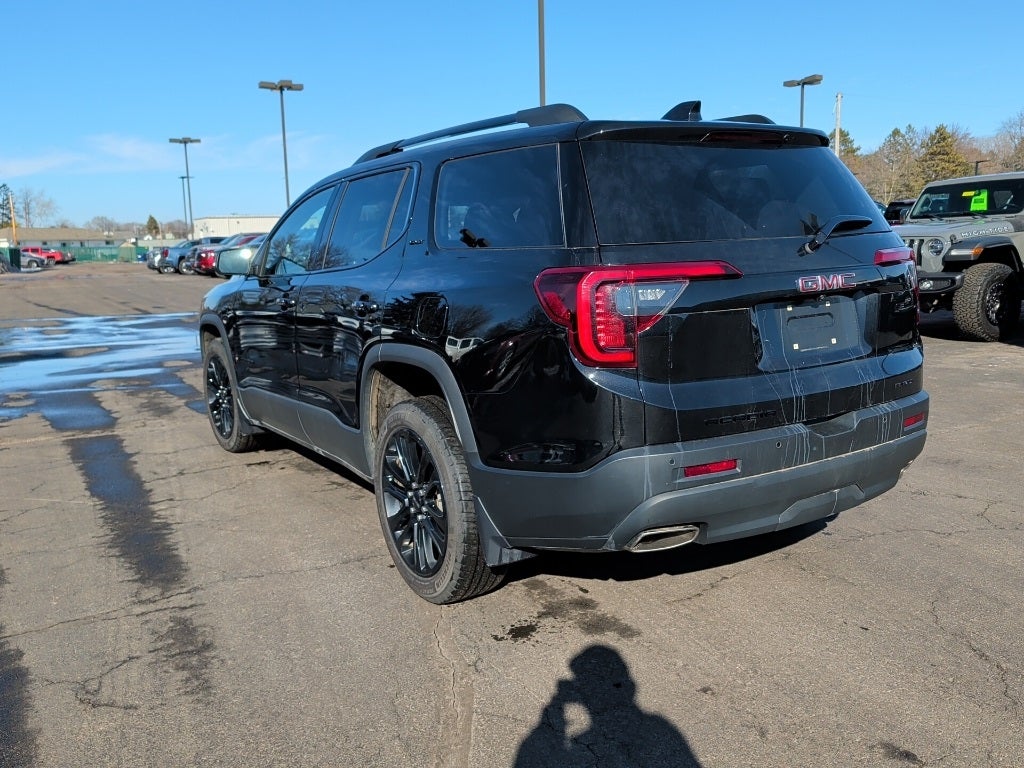 2023 GMC Acadia SLT