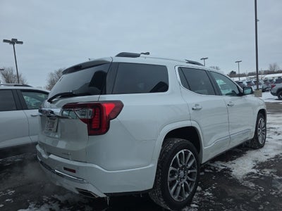2023 GMC Acadia Denali