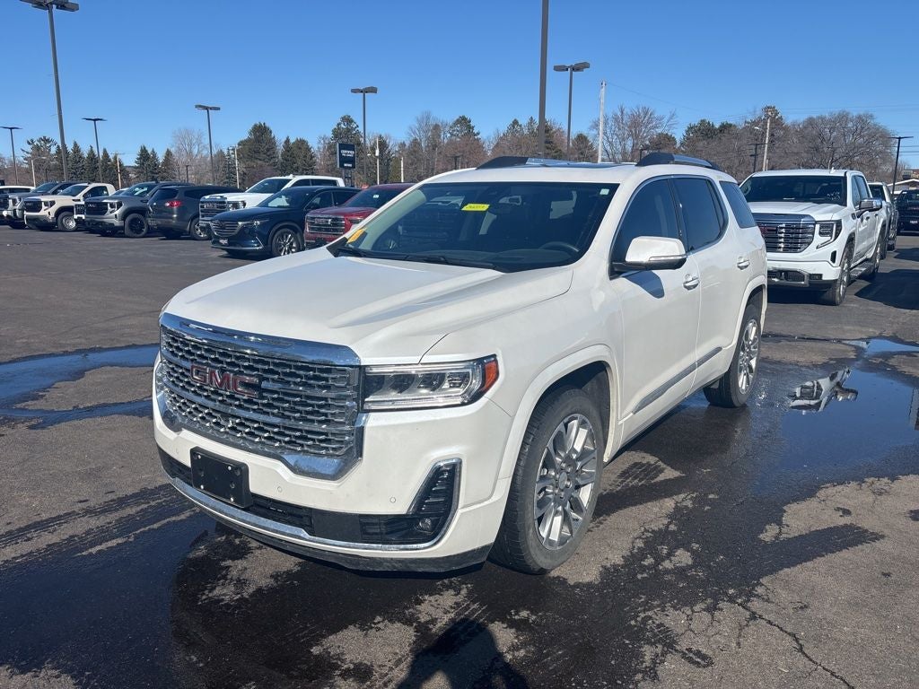 2023 GMC Acadia Denali