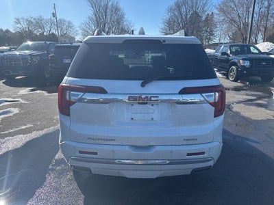 2023 GMC Acadia Denali