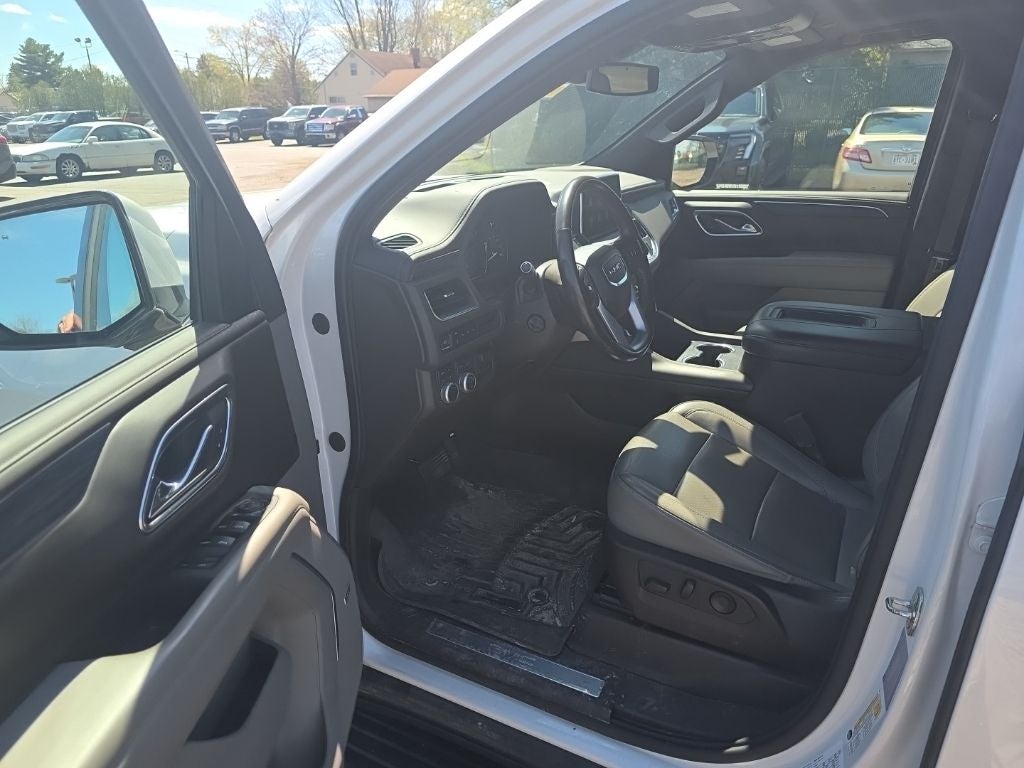 2021 GMC Yukon SLT