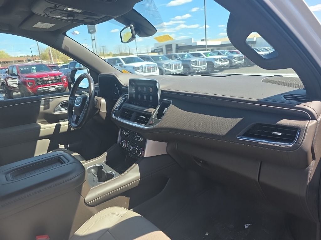 2021 GMC Yukon SLT