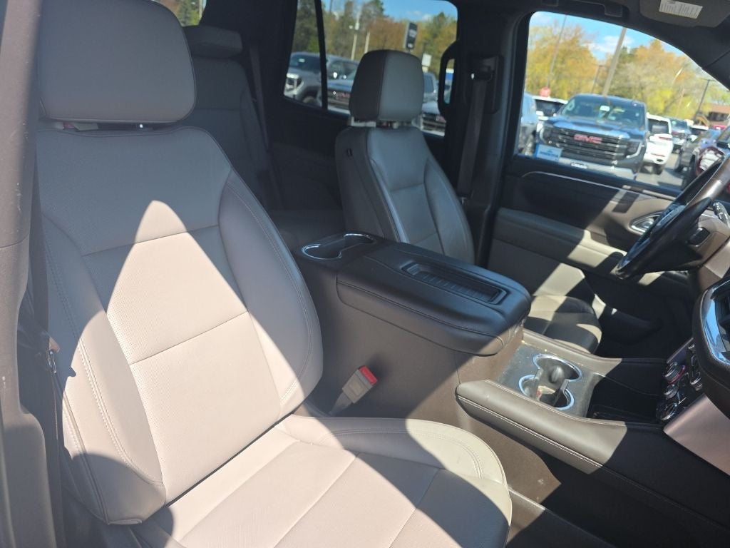 2021 GMC Yukon SLT