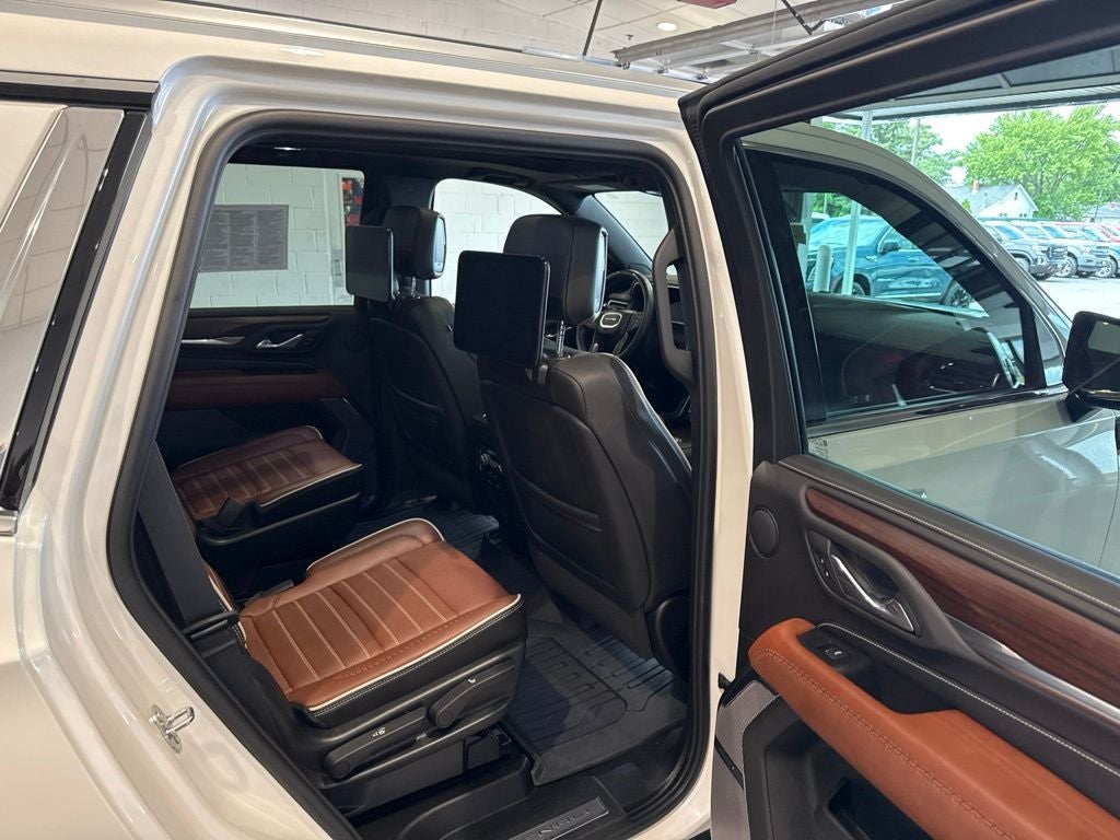 2023 GMC Yukon Denali Ultimate