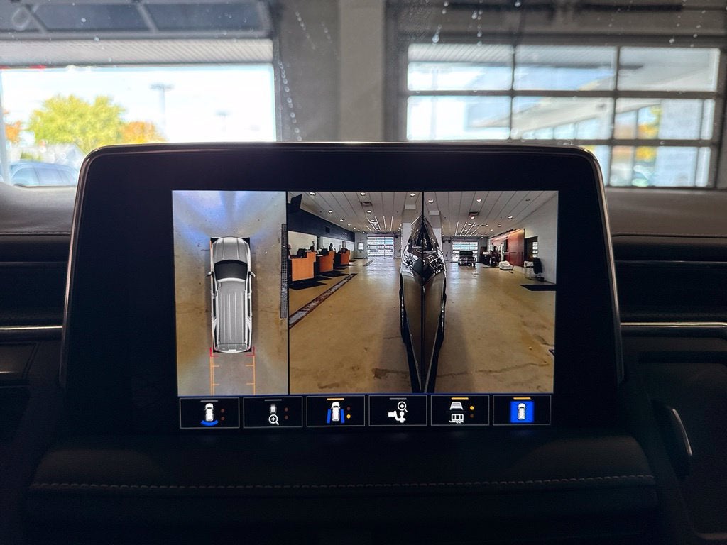 2023 GMC Yukon XL SLT