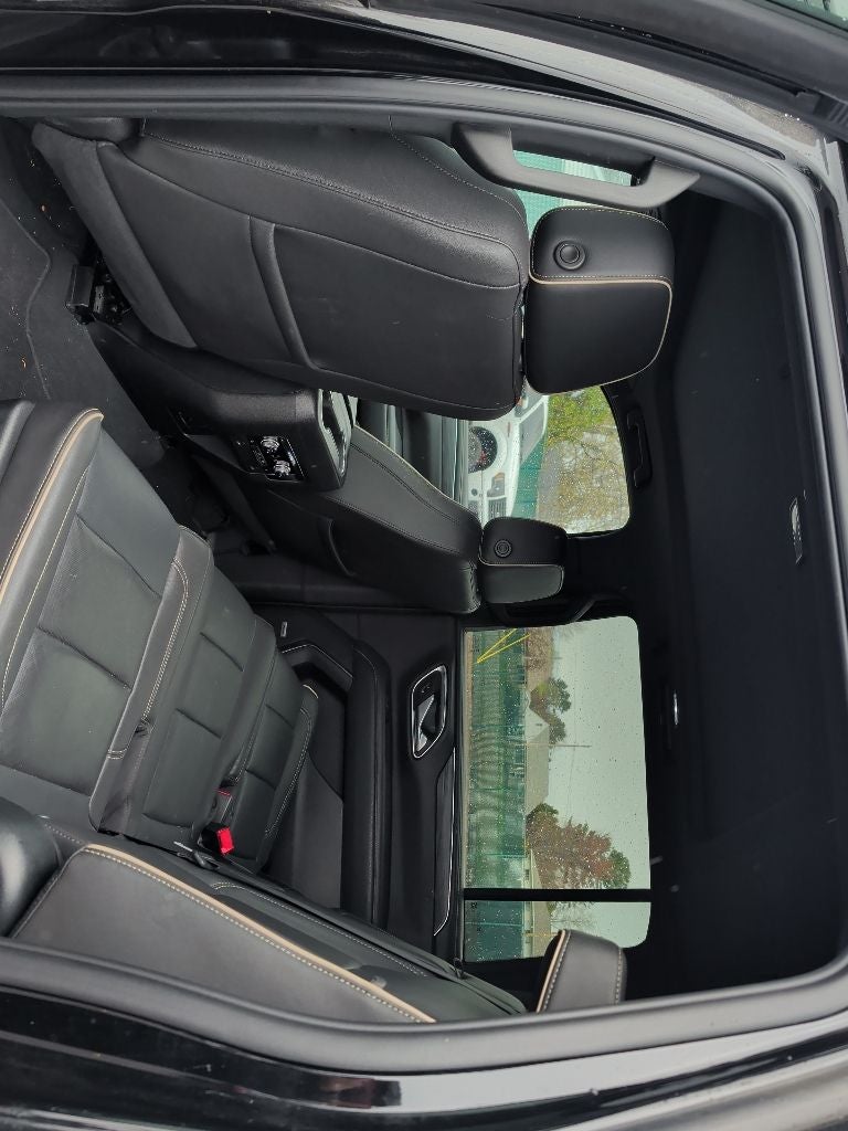 2022 GMC Yukon XL SLT
