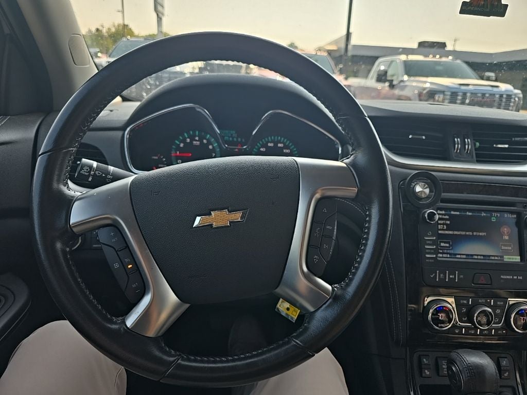 2017 Chevrolet Traverse 2LT 2LT