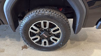 2023 GMC Sierra 2500HD AT4