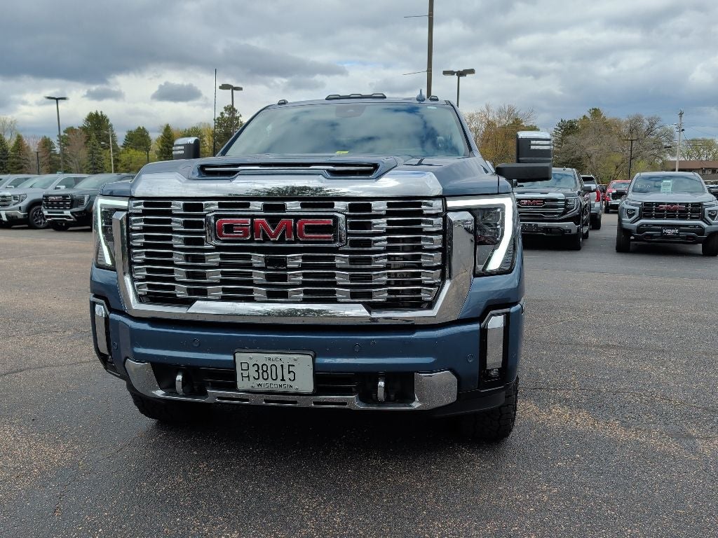 2024 GMC Sierra 2500HD Denali