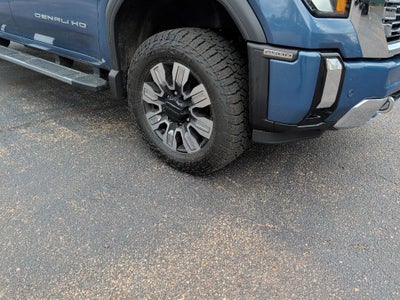 2024 GMC Sierra 2500HD Denali