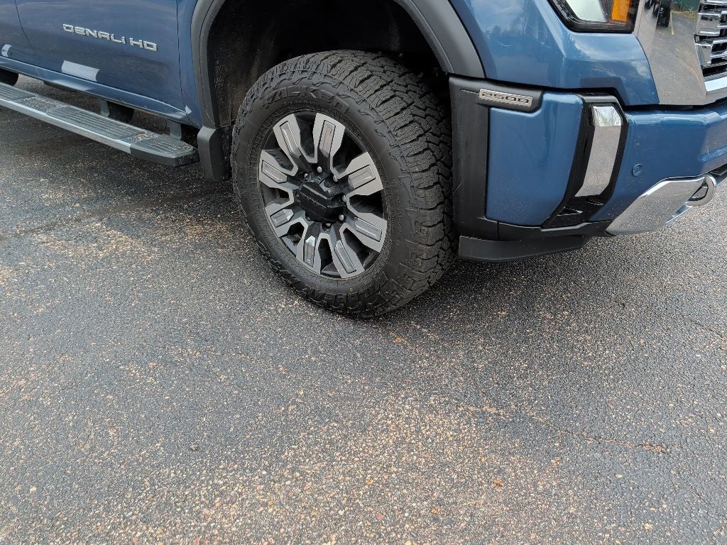 2024 GMC Sierra 2500HD Denali