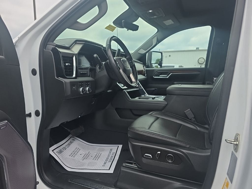 2024 GMC Sierra 3500HD Denali
