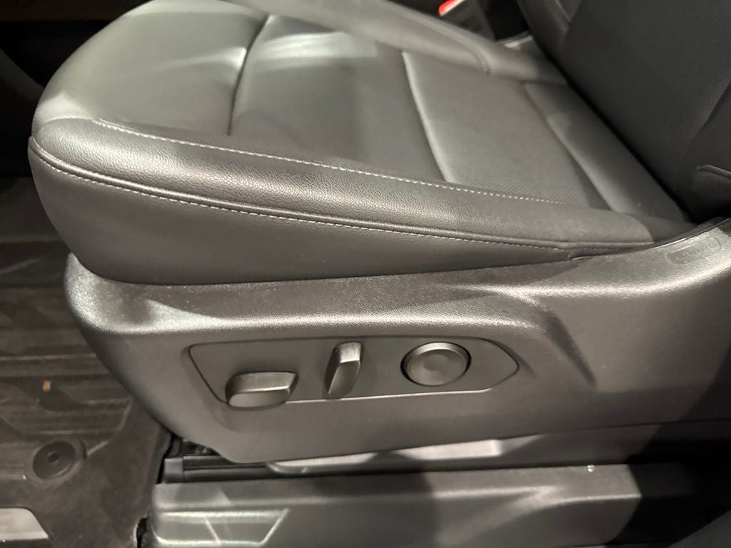 2025 GMC Sierra 2500HD SLT