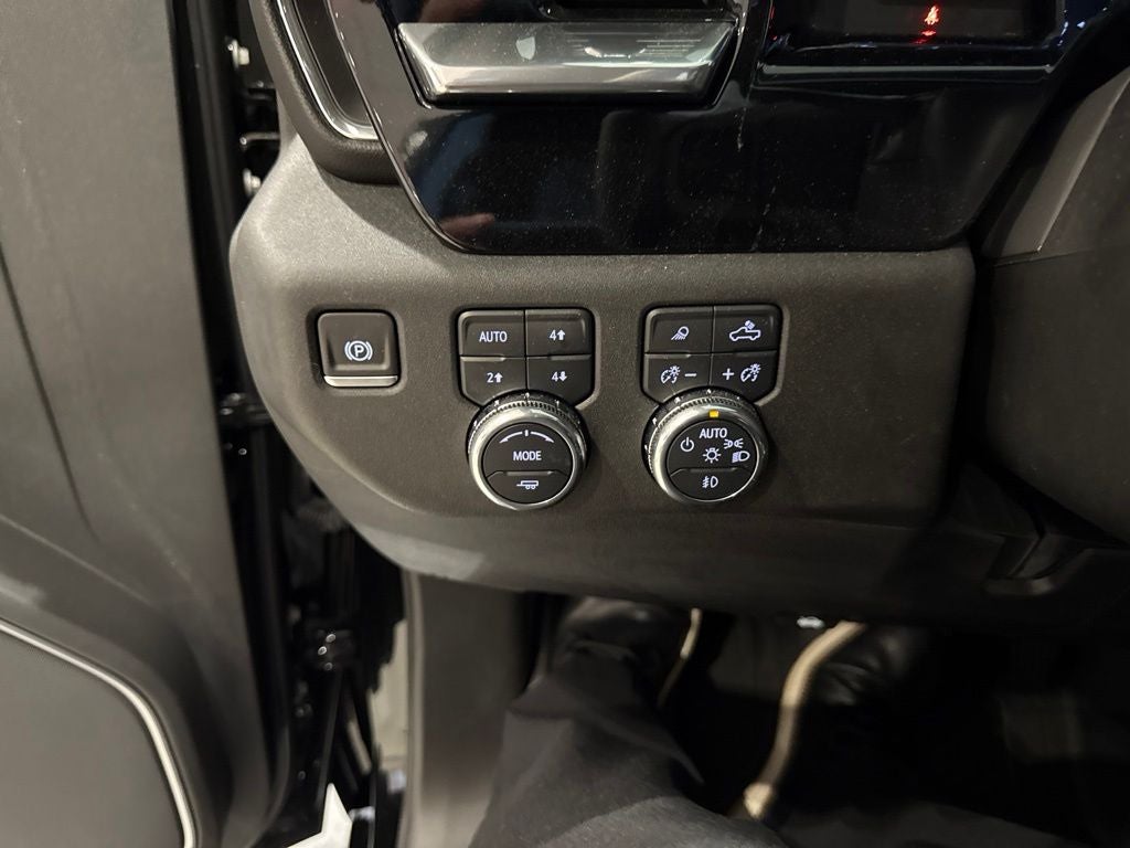 2025 GMC Sierra 2500HD SLT