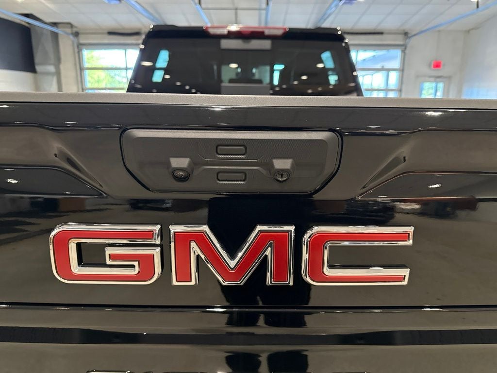 2025 GMC Sierra 2500HD SLT