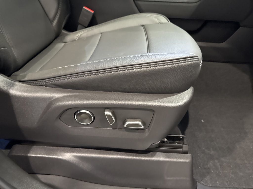 2025 GMC Sierra 3500HD Denali