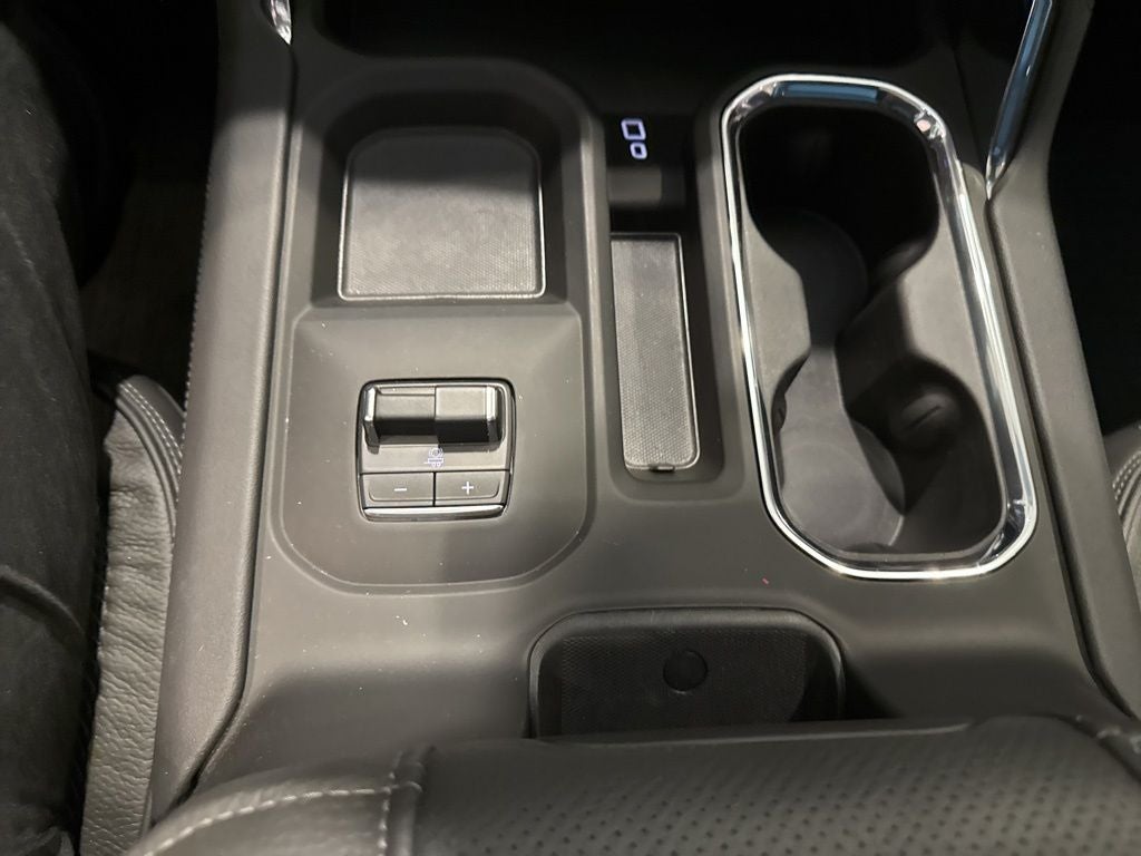 2025 GMC Sierra 3500HD Denali