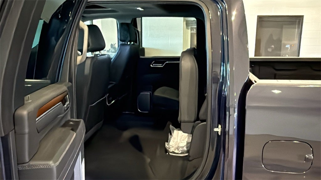 2025 GMC Sierra 3500HD Denali