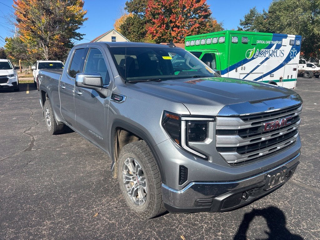 2023 GMC Sierra 1500 SLE