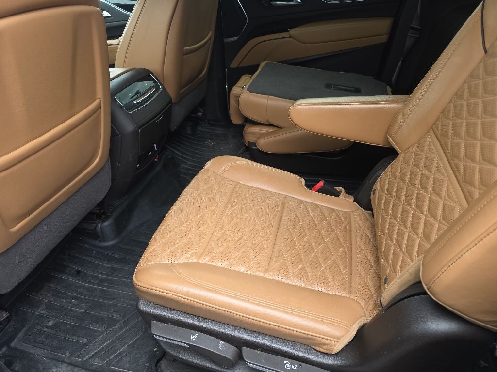 2023 Cadillac Escalade ESV Sport