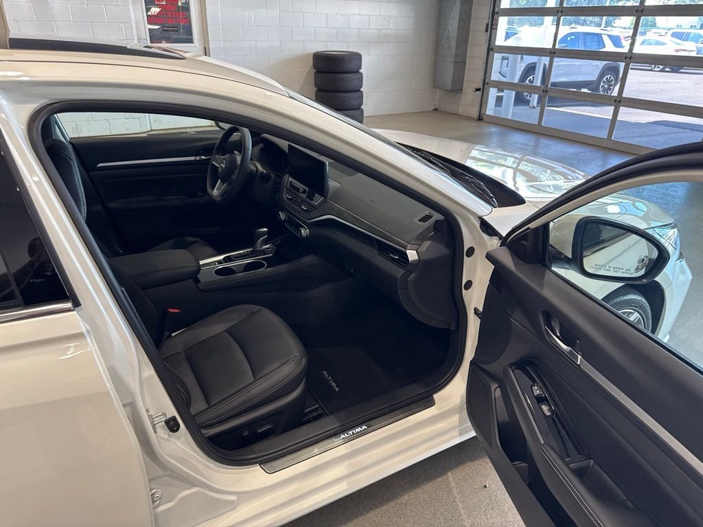 2025 Nissan Altima 2.5 SL