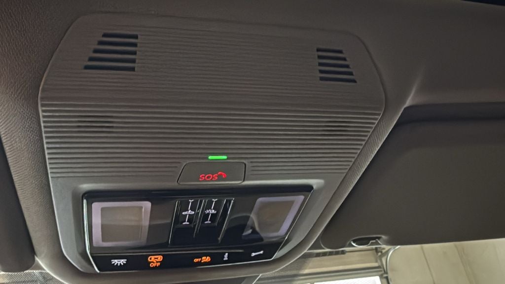 2024 Volkswagen Atlas 2.0T Peak Edition SEL