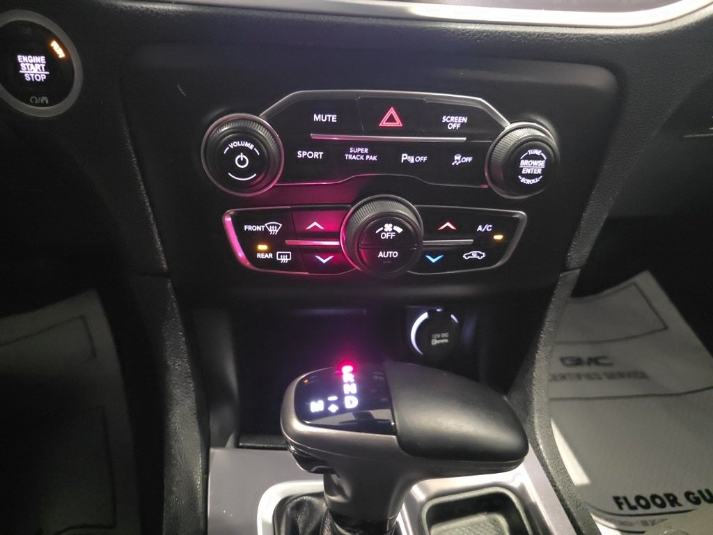 2020 Dodge Charger SXT