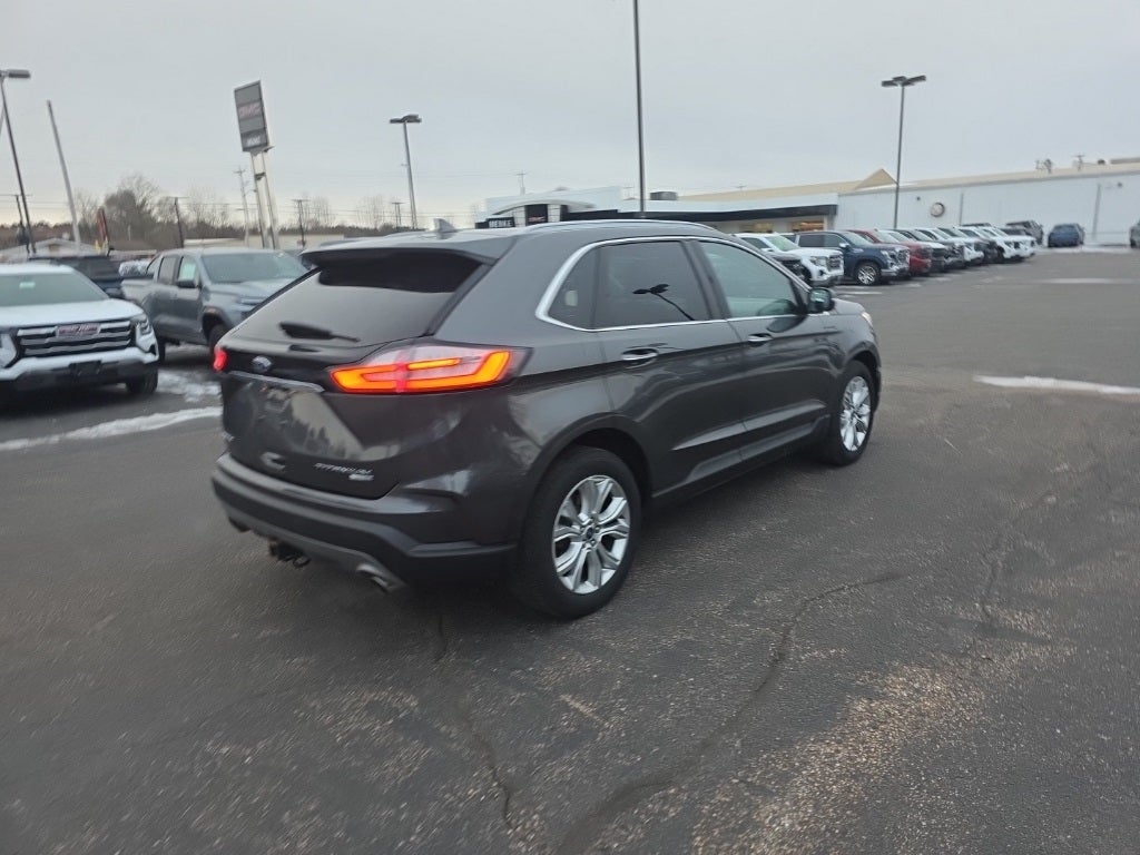2020 Ford Edge Titanium