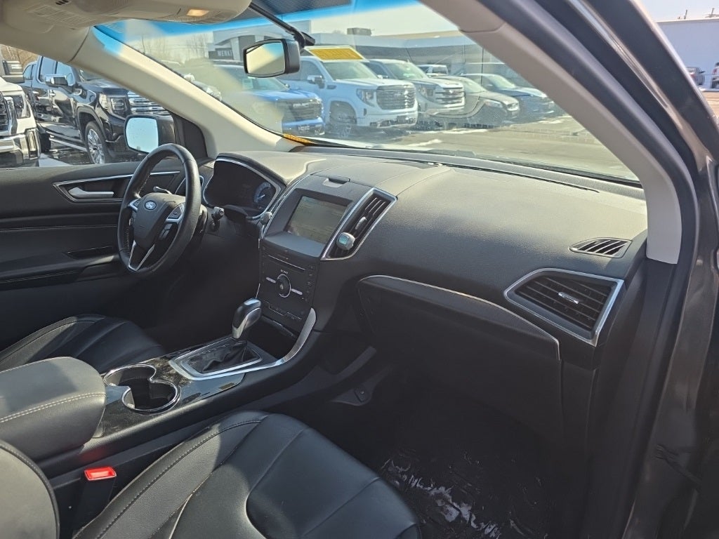 2016 Ford Edge Titanium