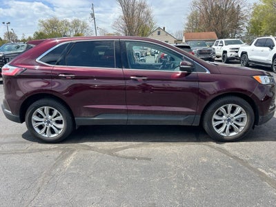 2022 Ford Edge Titanium