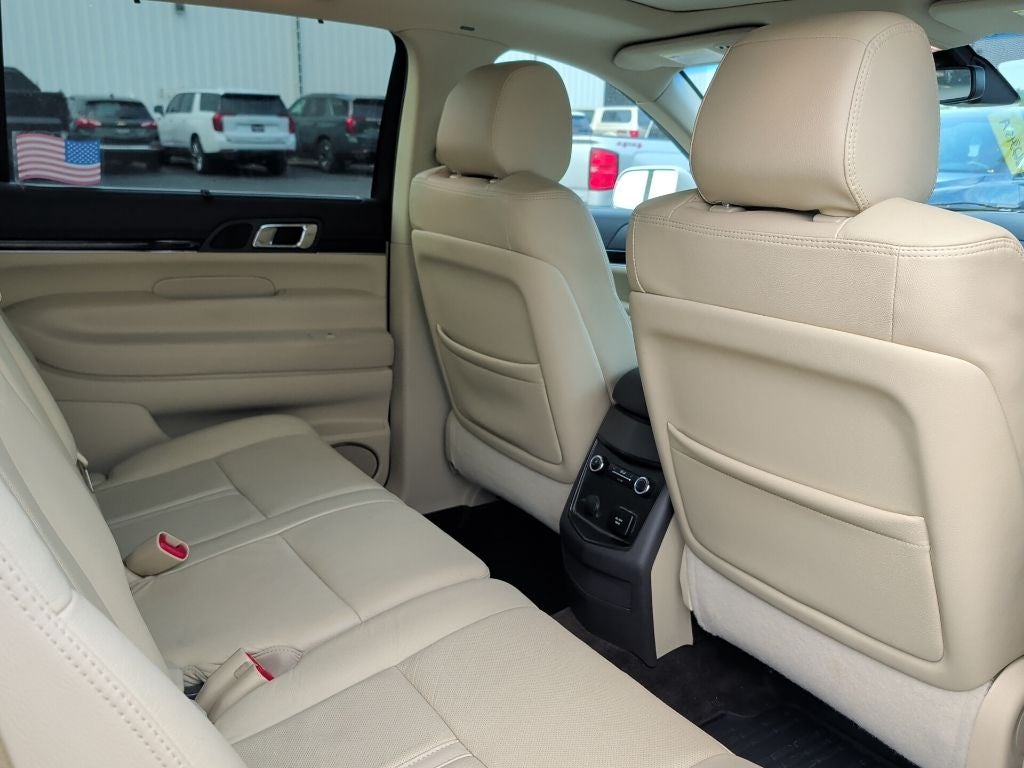 2018 Lincoln MKT Reserve