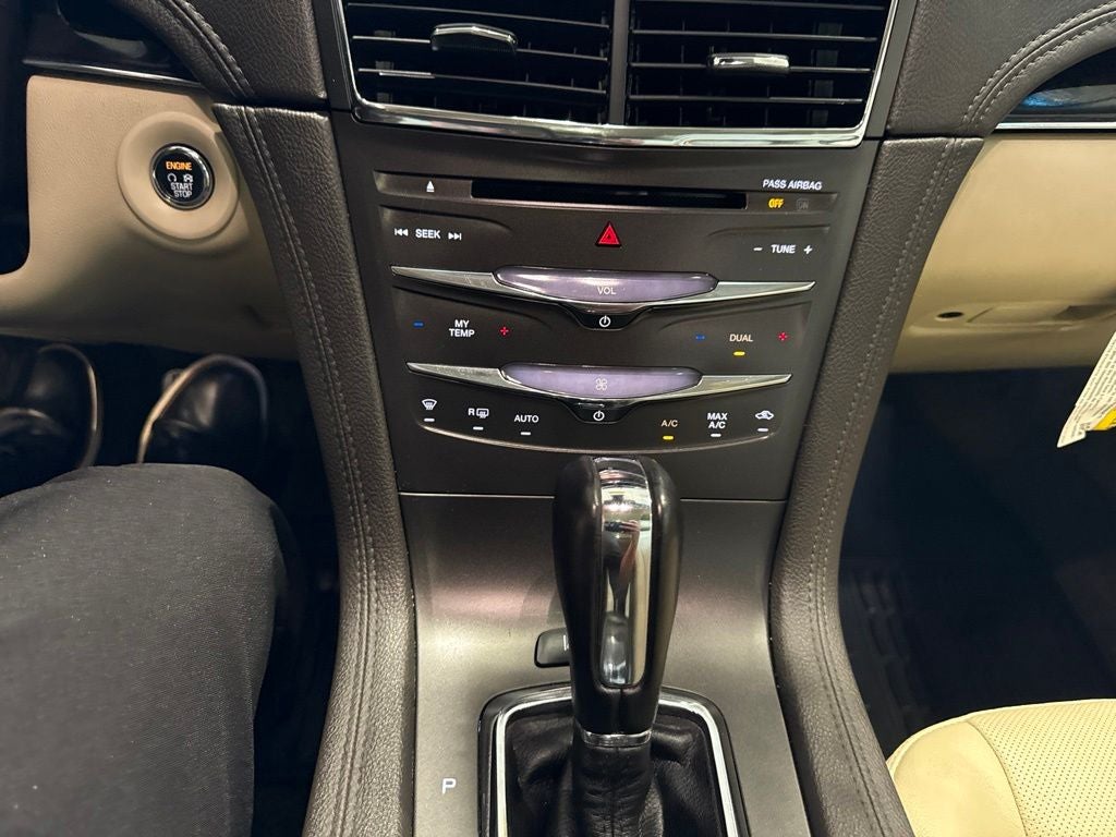 2018 Lincoln MKT Reserve