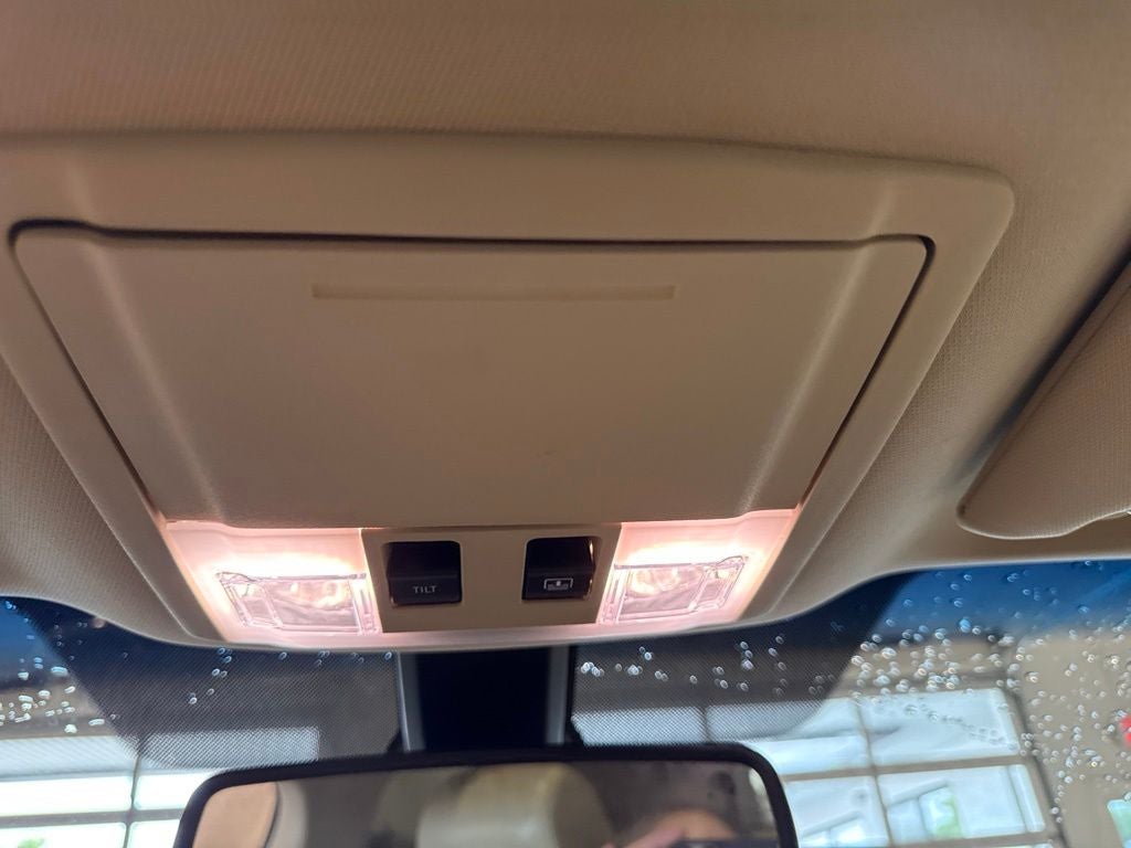 2018 Lincoln MKT Reserve