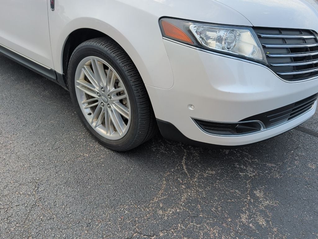 2018 Lincoln MKT Reserve