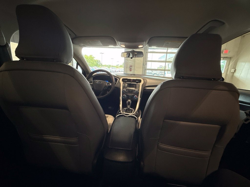 2016 Ford Fusion S