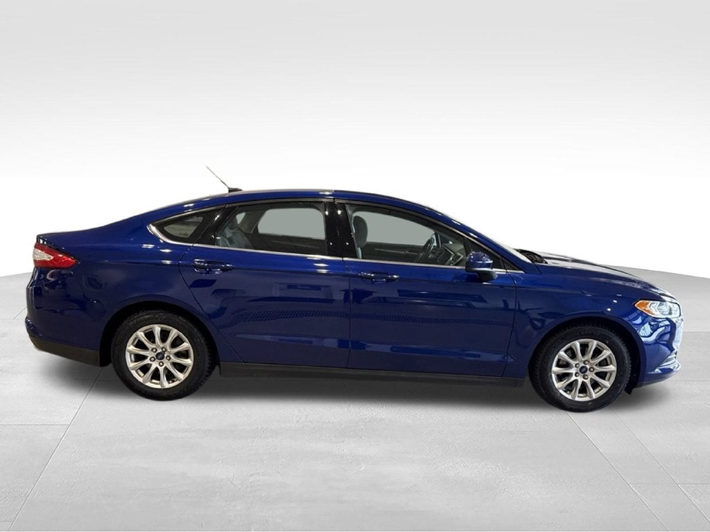 2016 Ford Fusion S