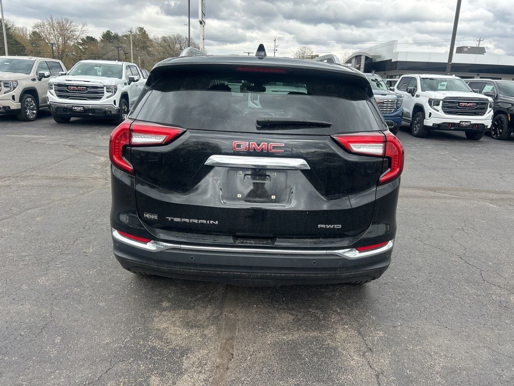 2023 GMC Terrain SLT