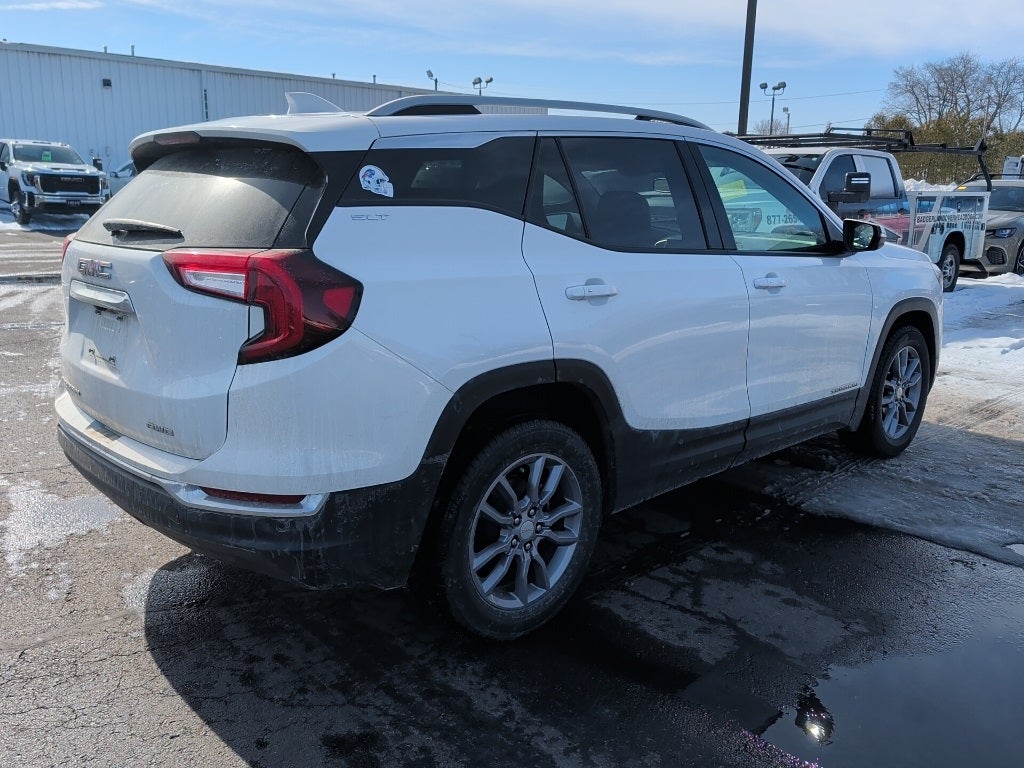 2022 GMC Terrain SLT